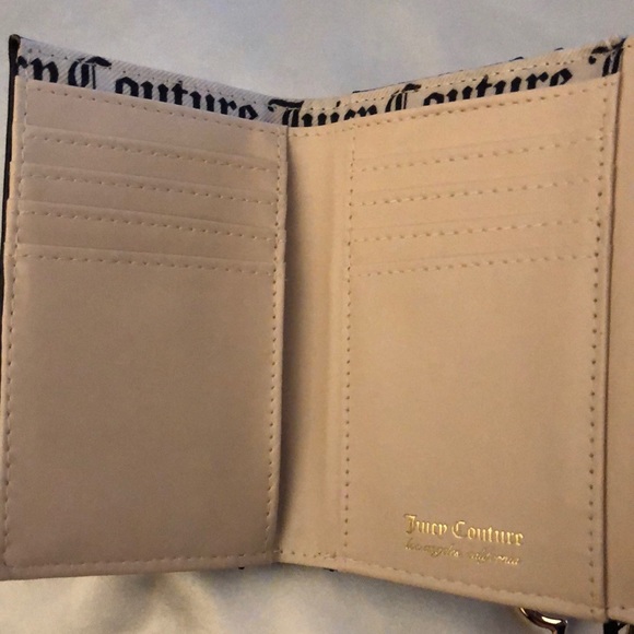 Juicy Couture Liquorice Heartless Double Sided Trifold Wallet CZ Juicy Logo NWT - Picture 12 of 16